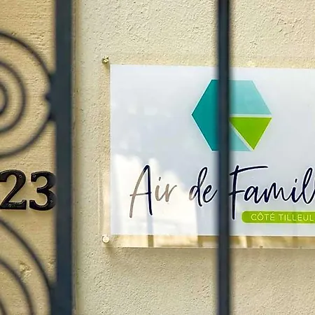 شقة فندقية Un Air De Famille