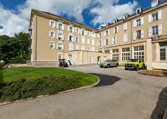 Un Air De Famille 公寓式酒店 *